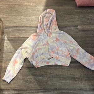 Hollister size small cropped tye dye sip up